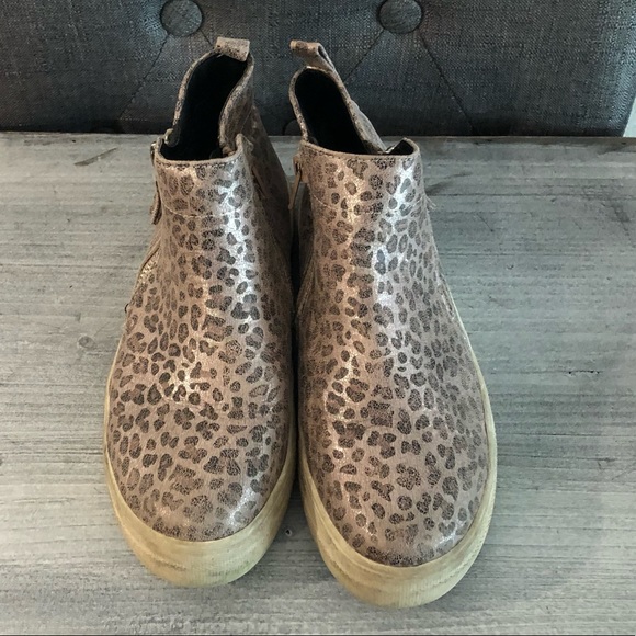 Dolcetta Girl’s High Tops - Picture 2 of 3